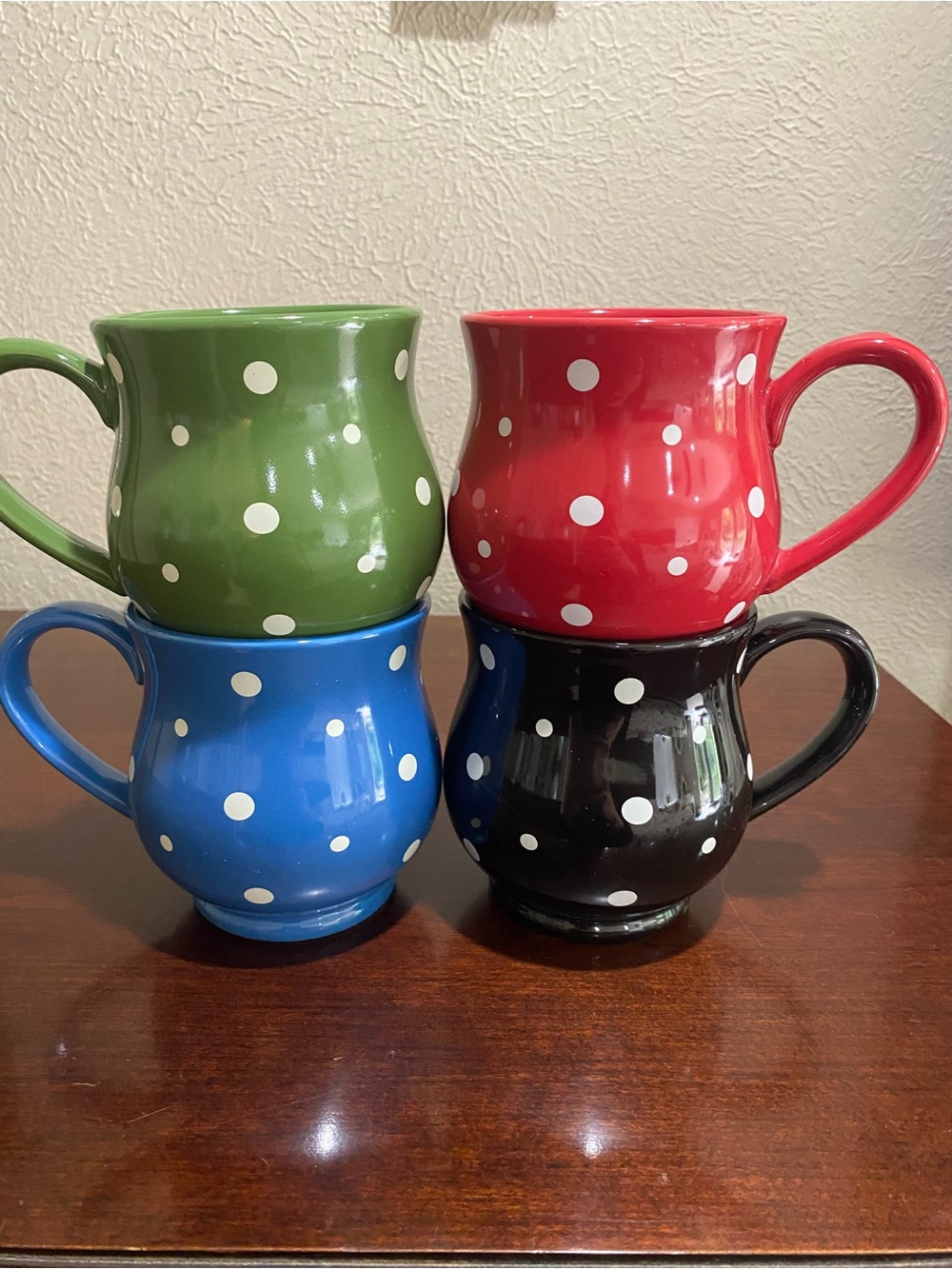 Set of 4, Temptations by Tara, Polka Dot Series Mugs